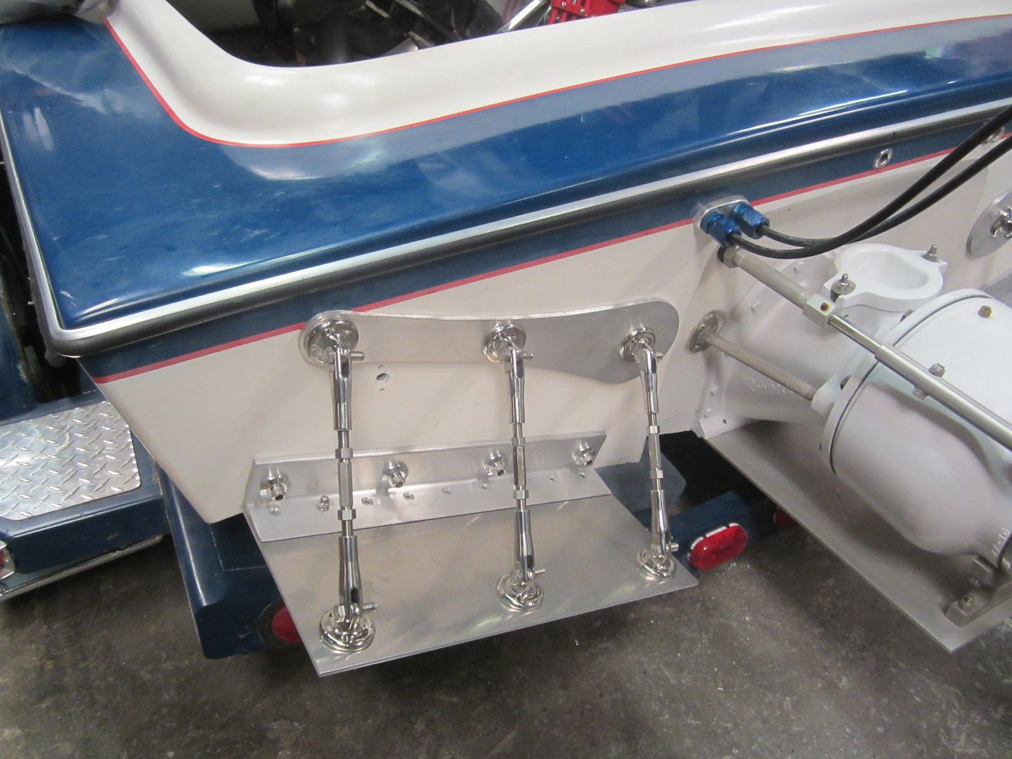 [Question] Who has trim plates cavitation plates on their jet?